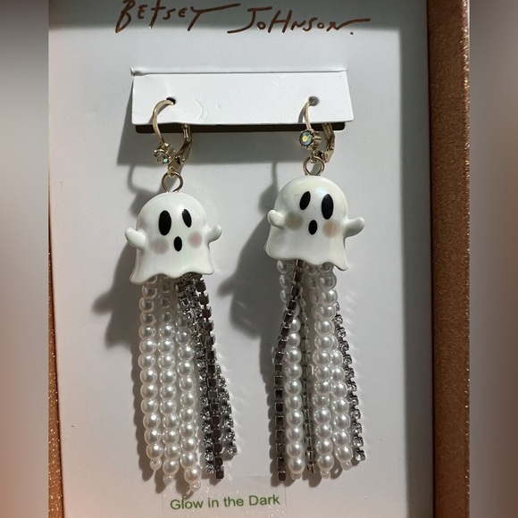 Betsey Johnson Ghost Pearl Fringe Drop Earrings Glow in the Dark - Picture 3 of 4